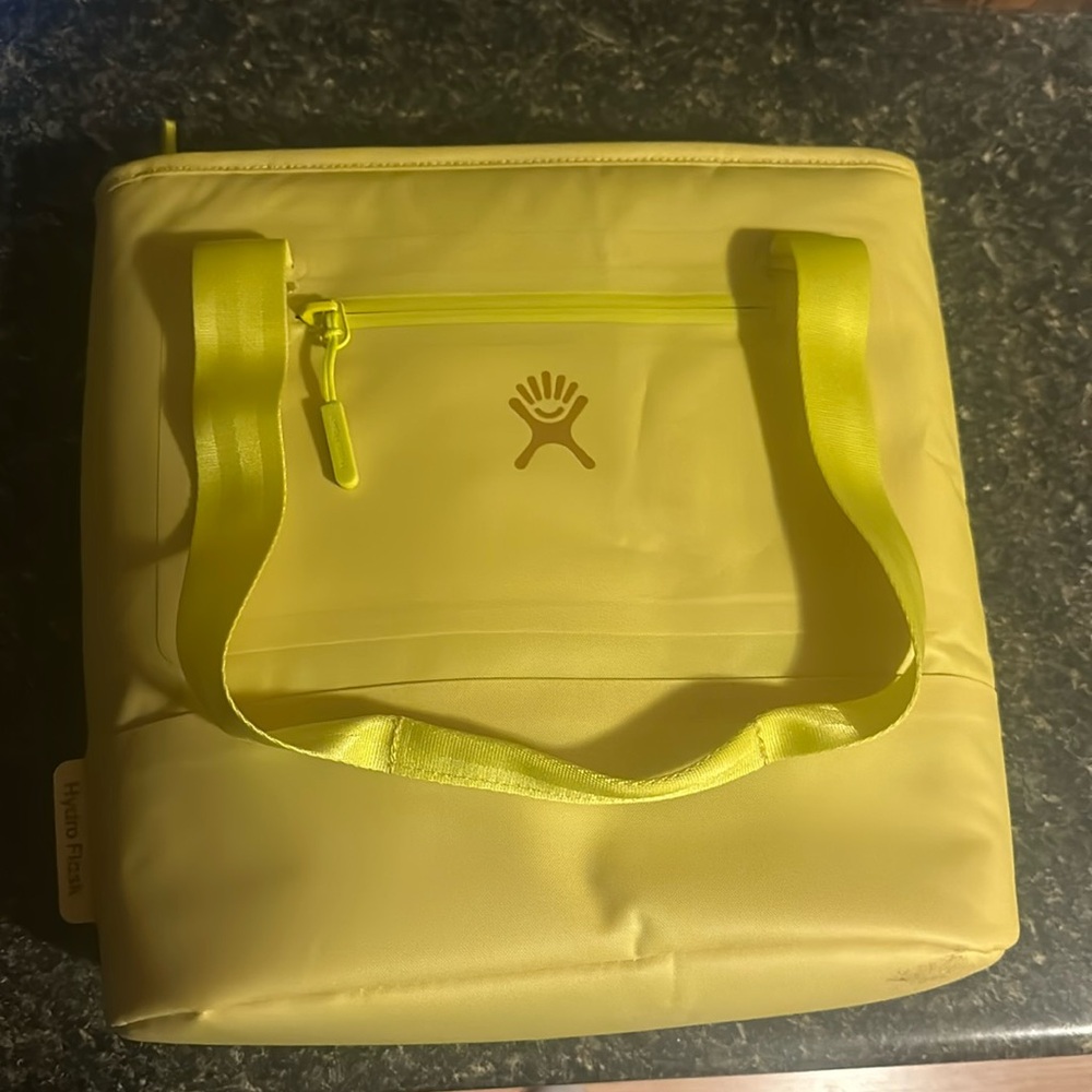 Hydroflask lunch bag